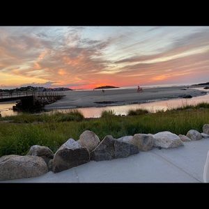 Meet your Posher, Connie